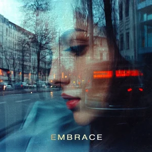 Pochette de Embrace de Carryphonics, distribué par Booster Music via Pulsar