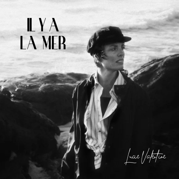Pochette de Il y a la mer de Lucie-Valentine, distribué par Booster Music via Art Trouble!
